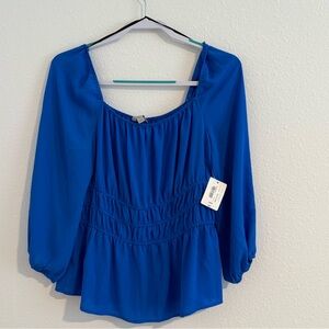 NWT Women’s Belle Sky Blue Blouse off the shoulders size L
